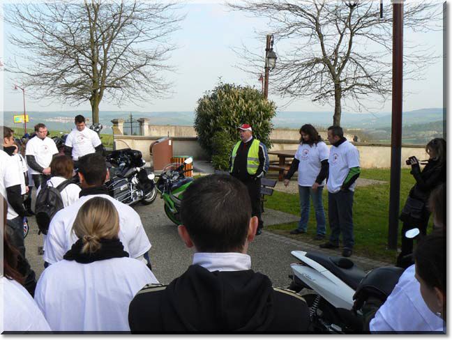 2011-04-17-MOTOS-ROSES-ESPOIR-CANCER-004.jpg