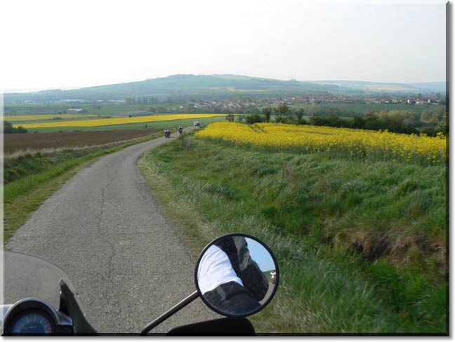 2011-04-17-MOTOS-ROSES-ESPOIR-CANCER-050.jpg
