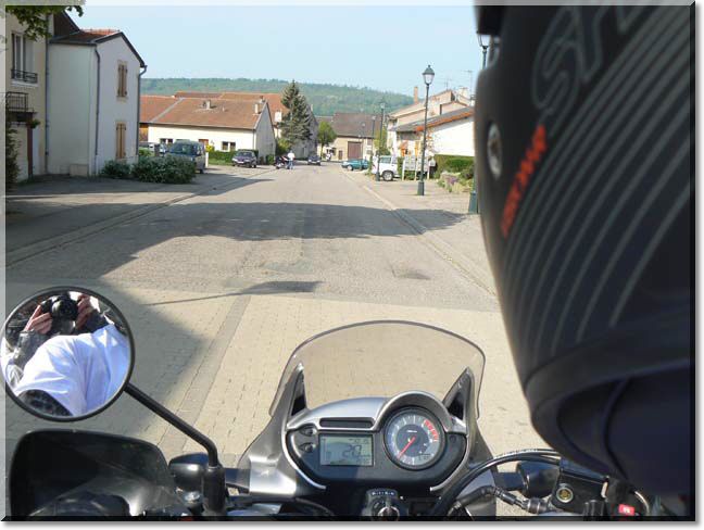 2011-04-17-MOTOS-ROSES-ESPOIR-CANCER-150.jpg