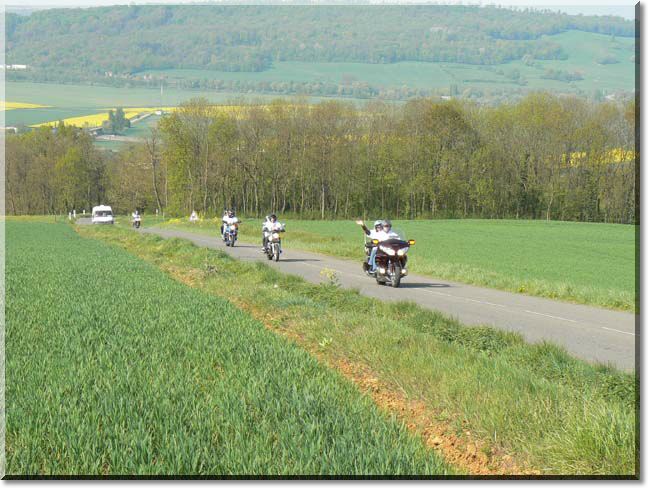 2011-04-17-MOTOS-ROSES-ESPOIR-CANCER-172.jpg