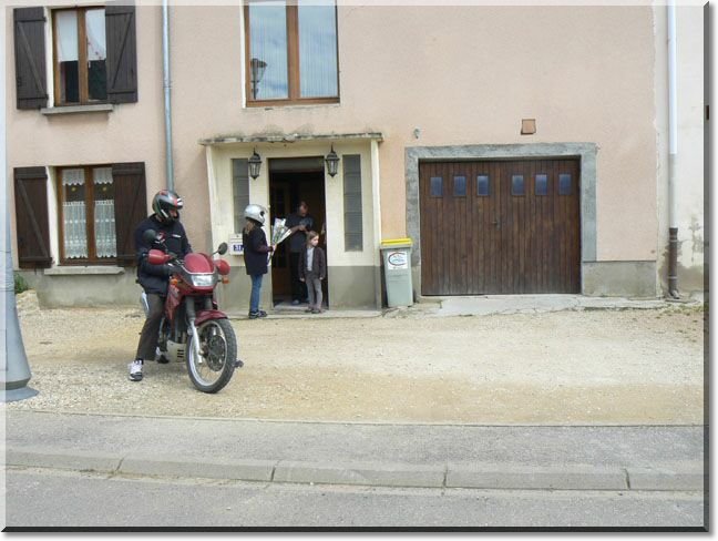2012-04-29-ATTON-MOTOS-ROSE-ESPOIR-101-IF.jpg