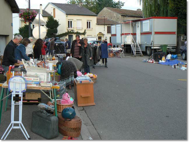 2010-08-29-AFR-ATTON-BROCANTE-021.jpg