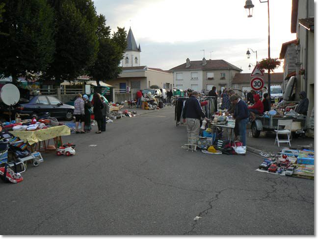 2010-08-29-AFR-ATTON-BROCANTE-022.jpg